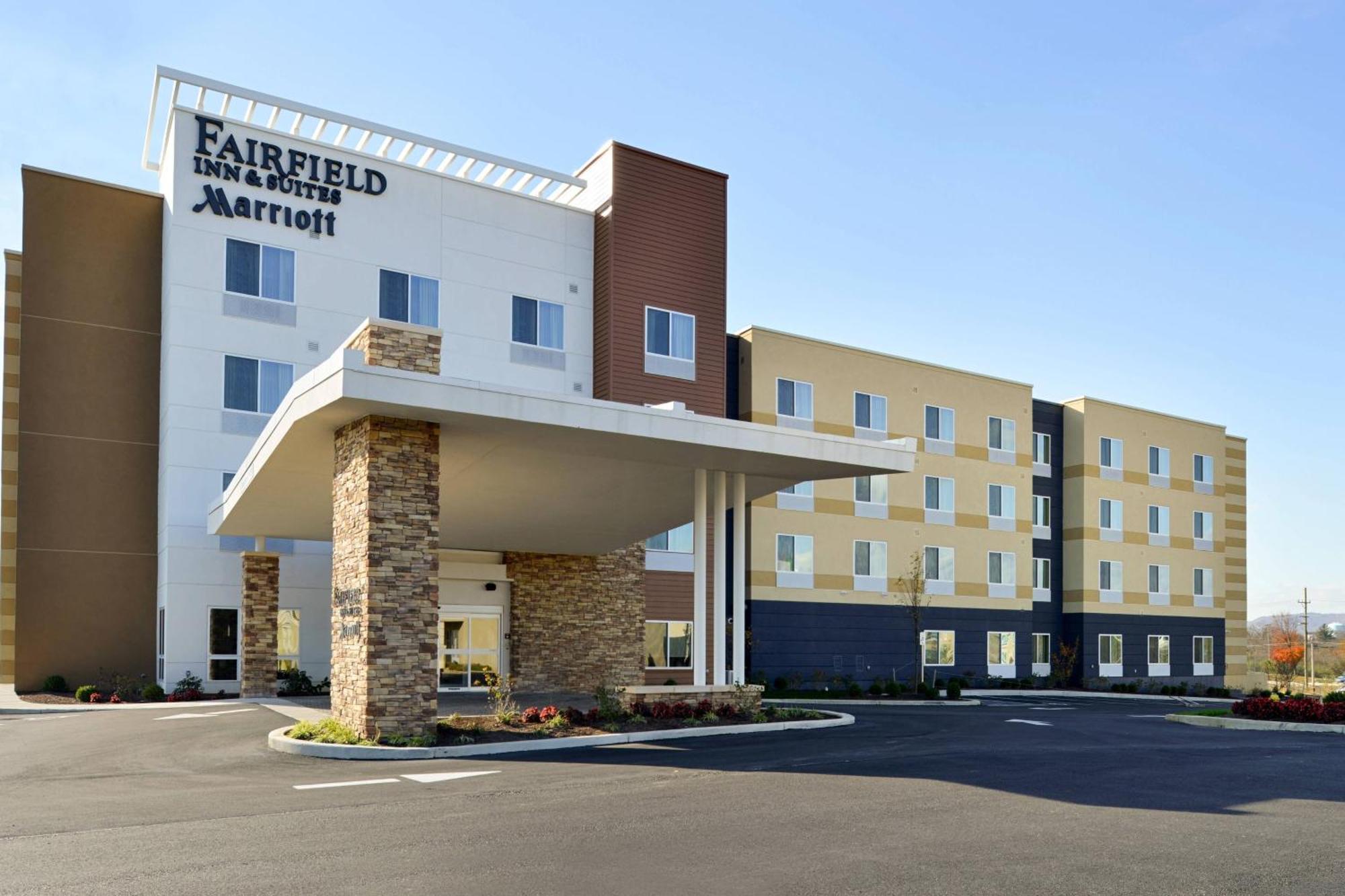 Fairfield Inn & Suites By Marriott Martinsburg Exterior photo